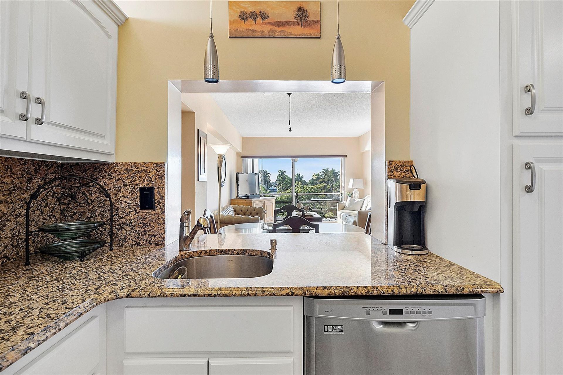 1481 S Ocean Boulevard, Unit 416A, Lauderdale by the Sea, FL 33062 Photo