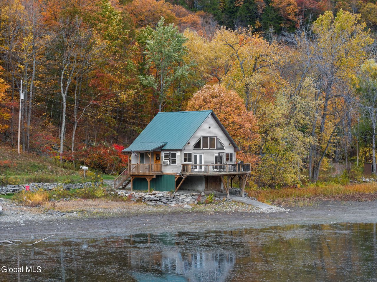 41 Rattle Snake Way, Clemons, NY 12819 Main Photo