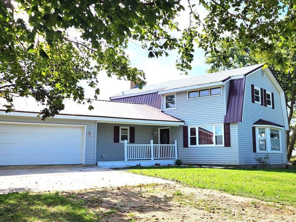 6079 Manchester Road, Poplar Grove, IL 61065