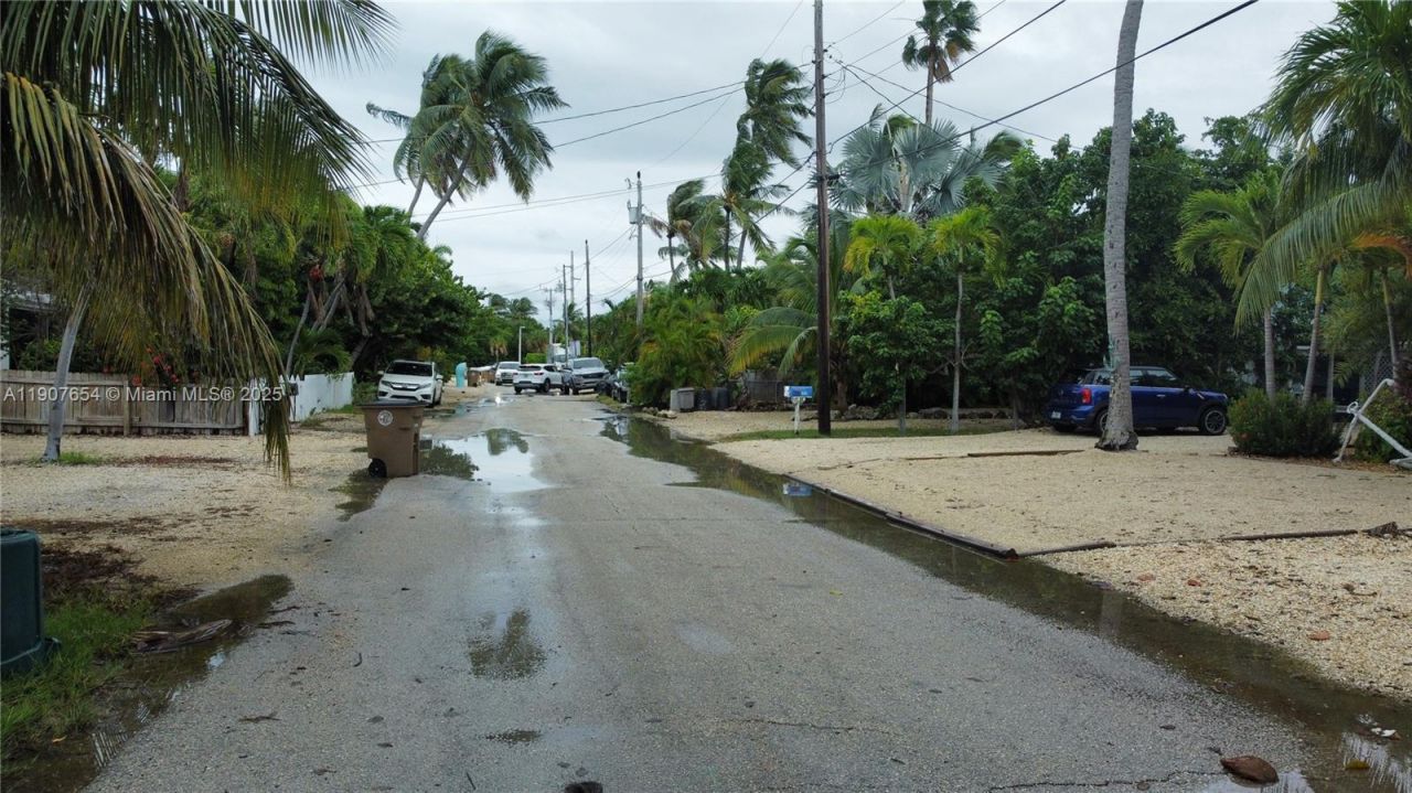 77 S Conch Ave, Marathon, FL 33050 Photo