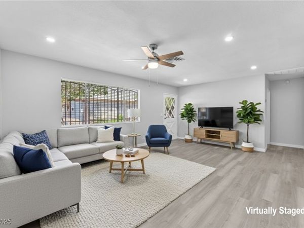 3929 Torsby Place, Las Vegas, NV 89119