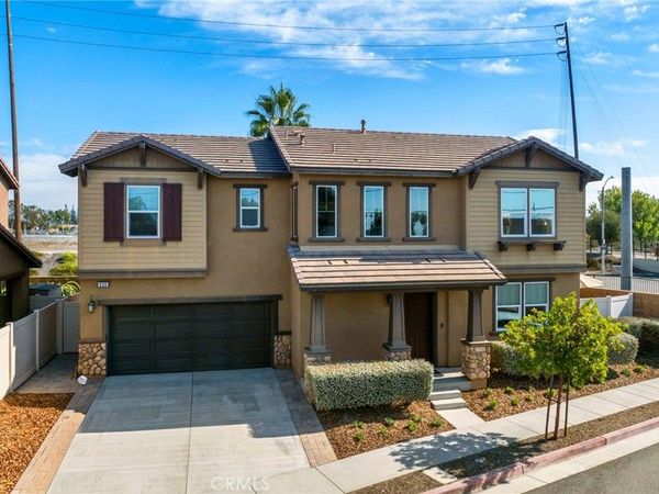 636 S Lakeshore Drive, Anaheim, CA 92806