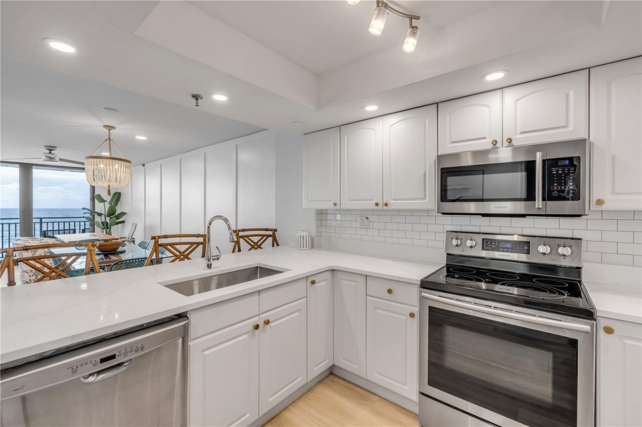 4139 S Atlantic Avenue, Unit B707, New Smyrna Beach, FL 32169 Photo