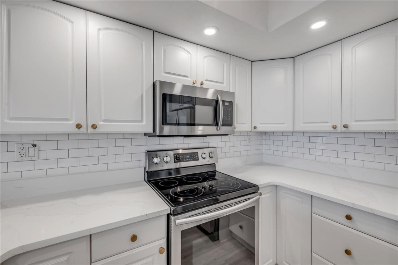 4139 S Atlantic Avenue, Unit B707, New Smyrna Beach, FL 32169 Photo