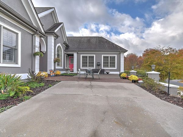 1029 Fiddlers Way, Kingsport, TN 37664