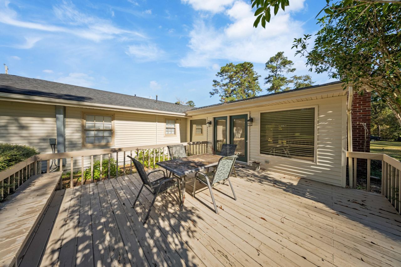 157 Charles Street Photo 28