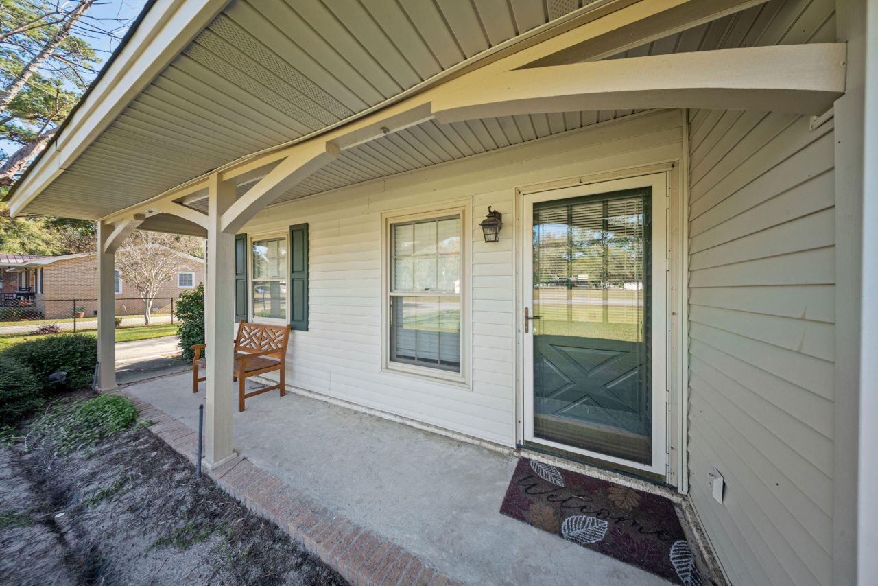 157 Charles Street Photo 4