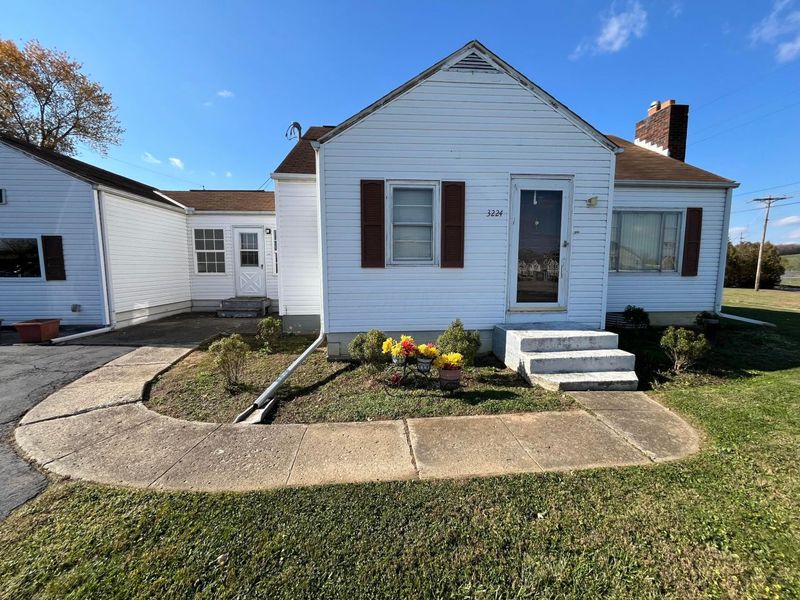 3224 Hebron Road, Hebron, OH 43025 Photo 5