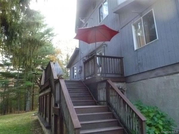 624 Huckleberry Turnpike, Marlboro, NY 12542