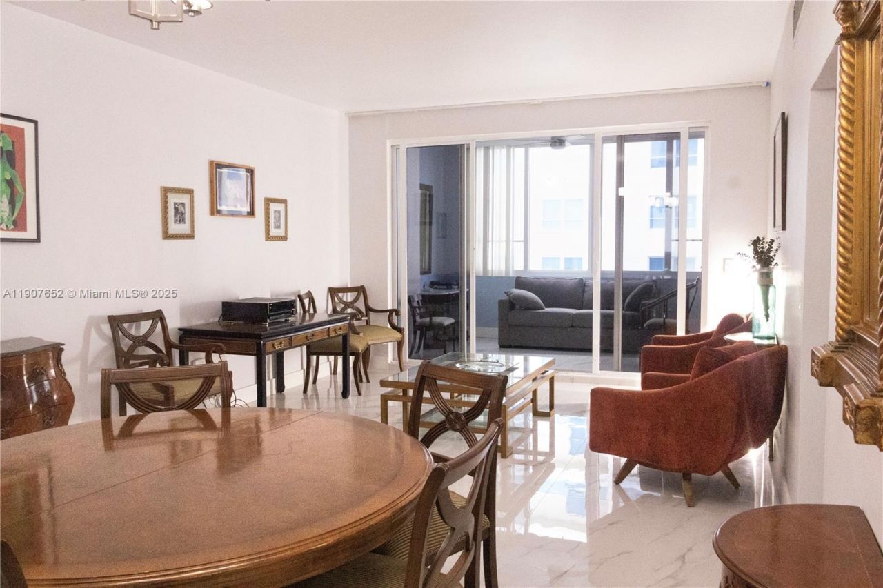 5005 Collins Ave, Unit 1523, Miami Beach, FL 33140 Photo