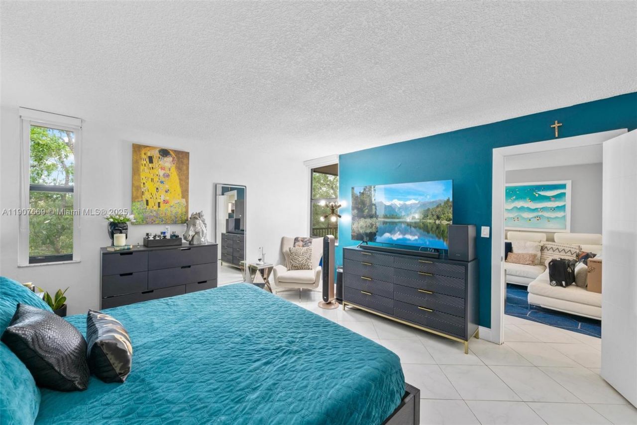 6800 Cypress Rd, Unit 513, Plantation, FL 33317 Photo