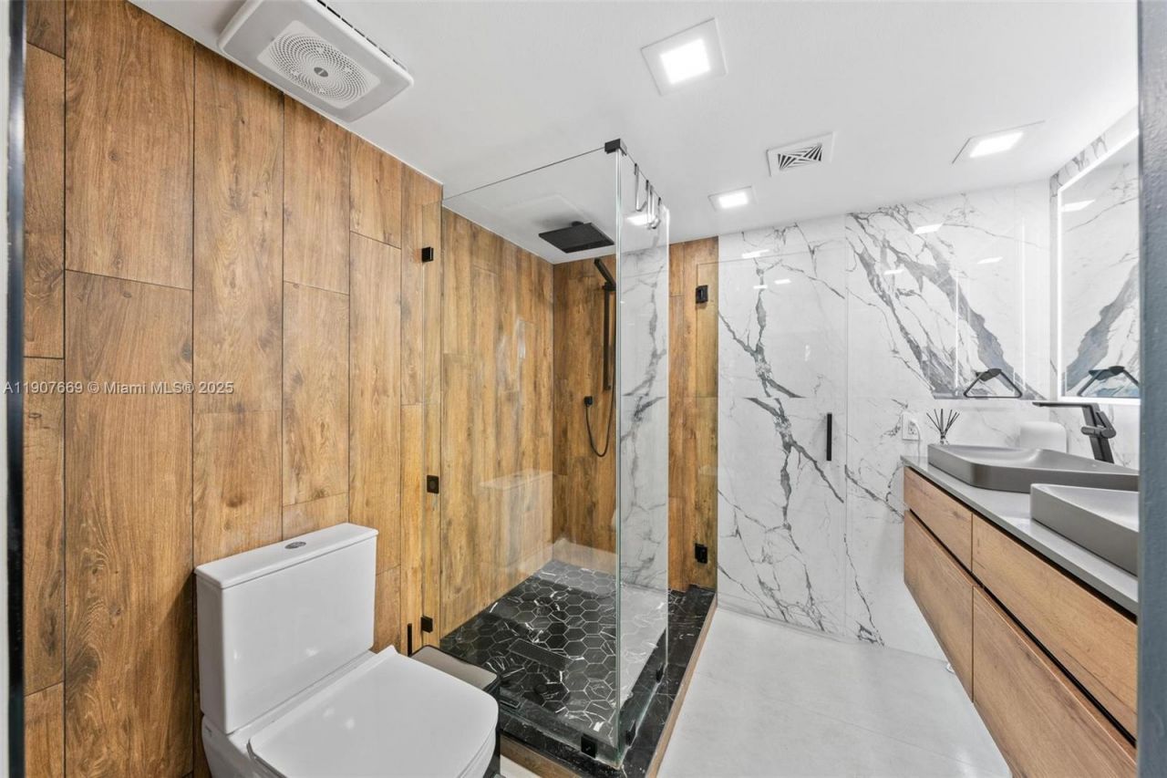 6800 Cypress Rd, Unit 513, Plantation, FL 33317 Photo