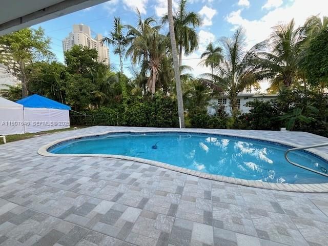 204 191st St, Sunny Isles Beach, FL 33160 Photo