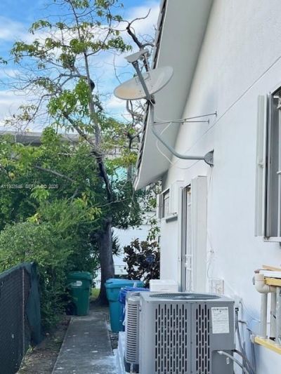 204 191st St, Sunny Isles Beach, FL 33160 Photo