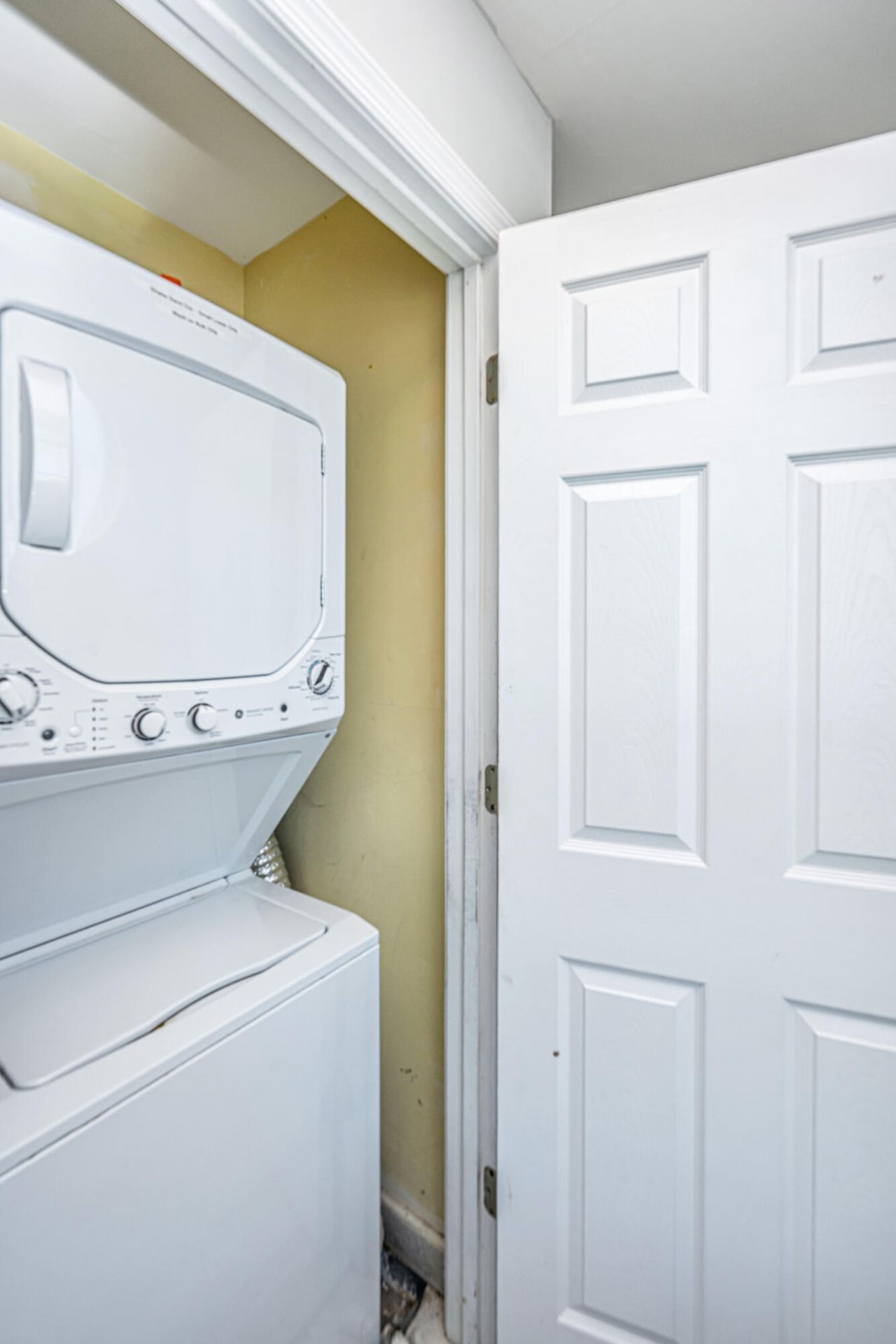 2262 Folly Road Photo 24