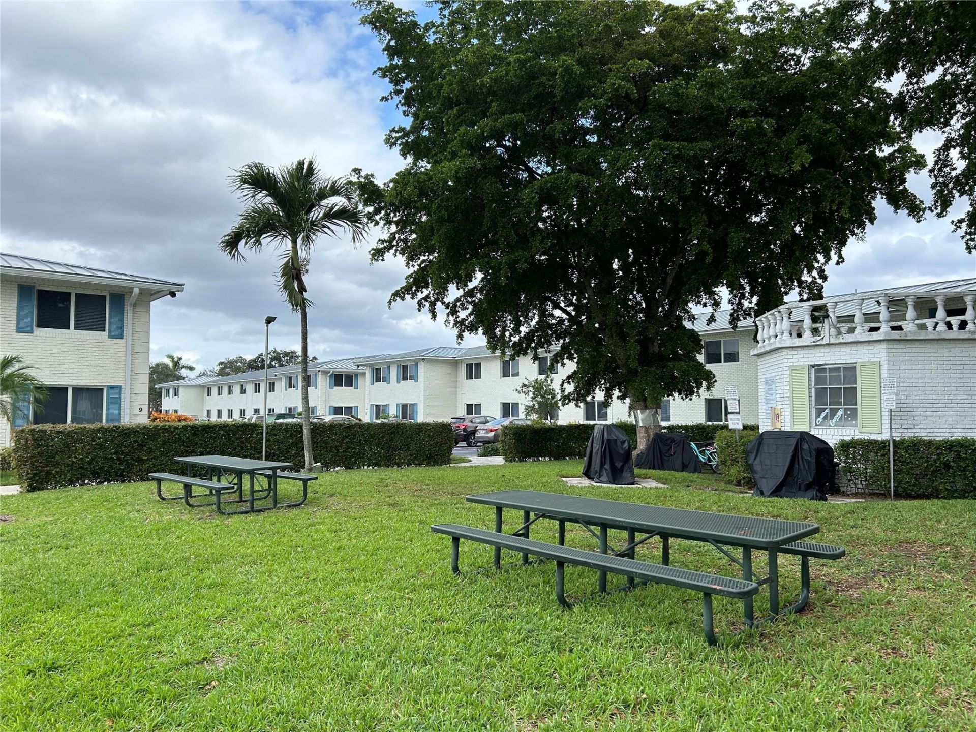 1821 NE 62nd Street, Unit 303, Fort Lauderdale, FL 33308 Photo