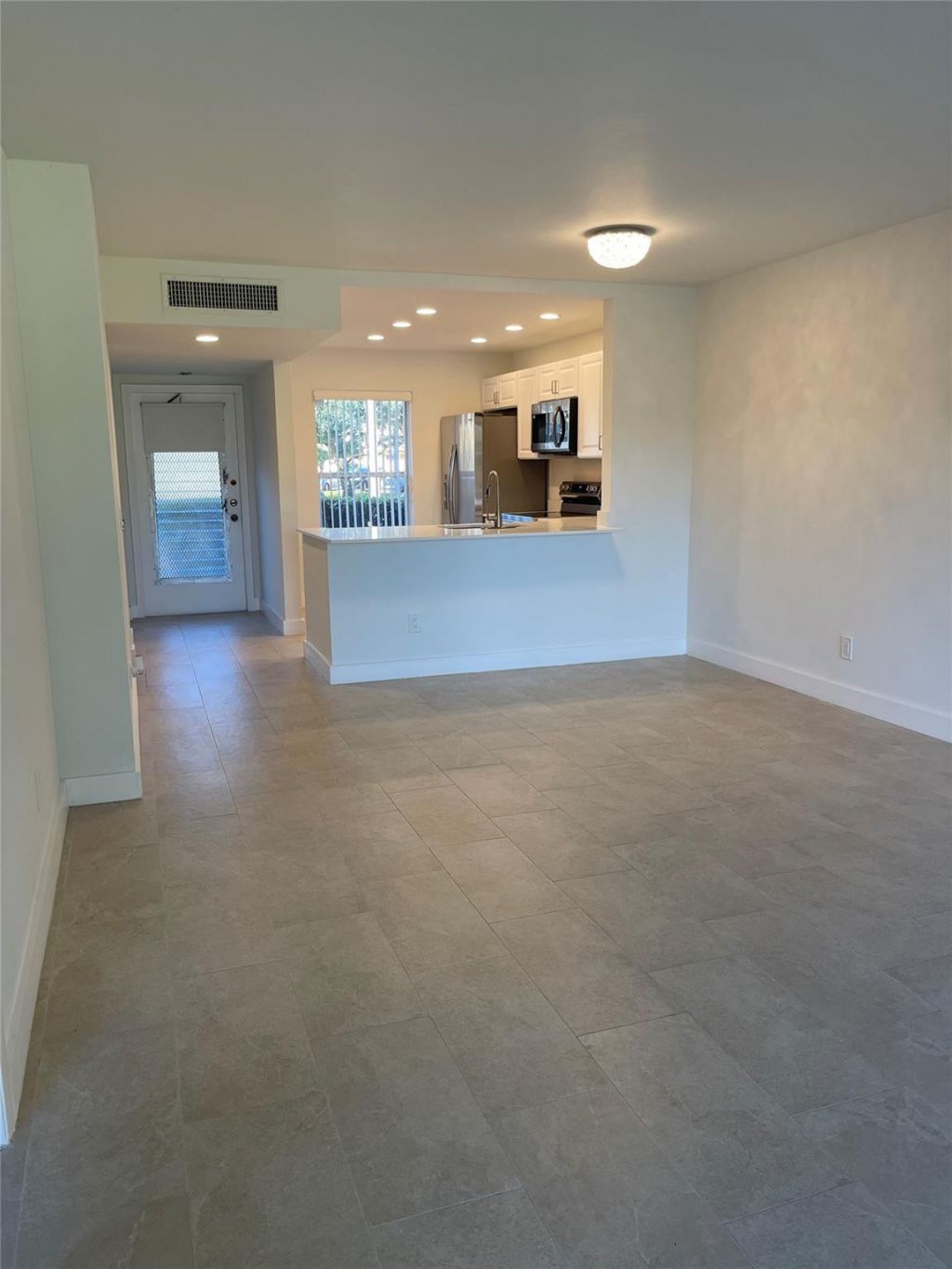 5890 NW 64th Avenue, Unit 103, Fort Lauderdale, FL 33319 Photo