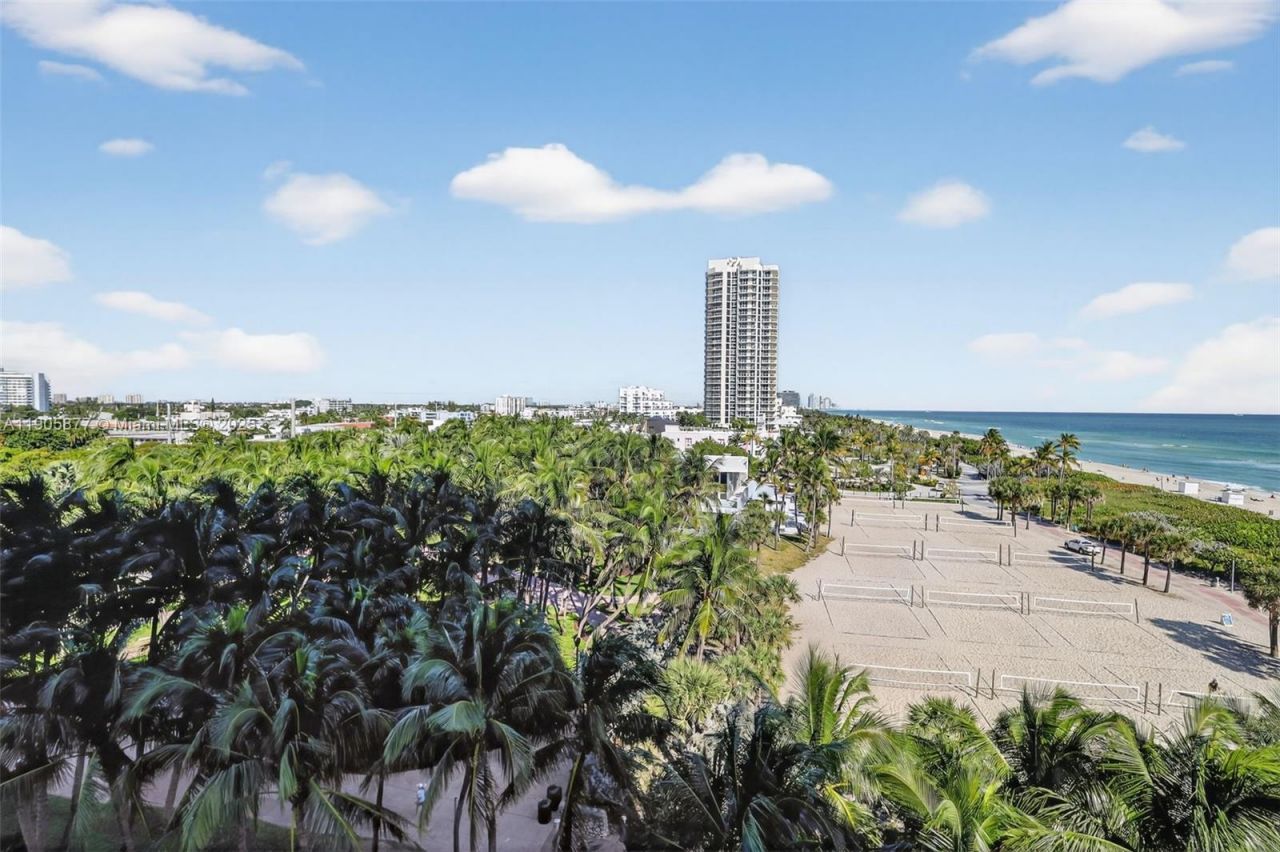 7135 Collins Ave, Unit 705, Miami Beach, FL 33141 Photo