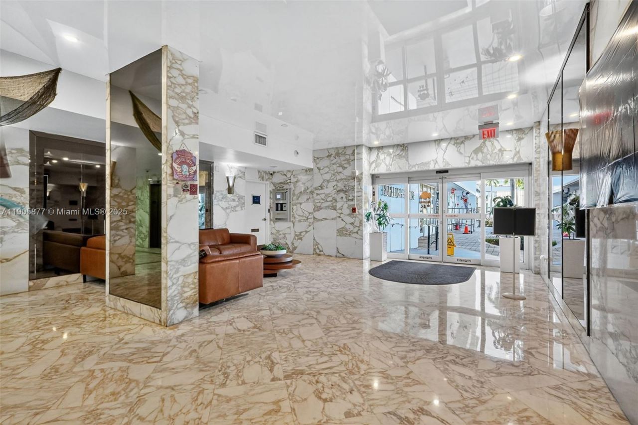 7135 Collins Ave, Unit 705, Miami Beach, FL 33141 Photo