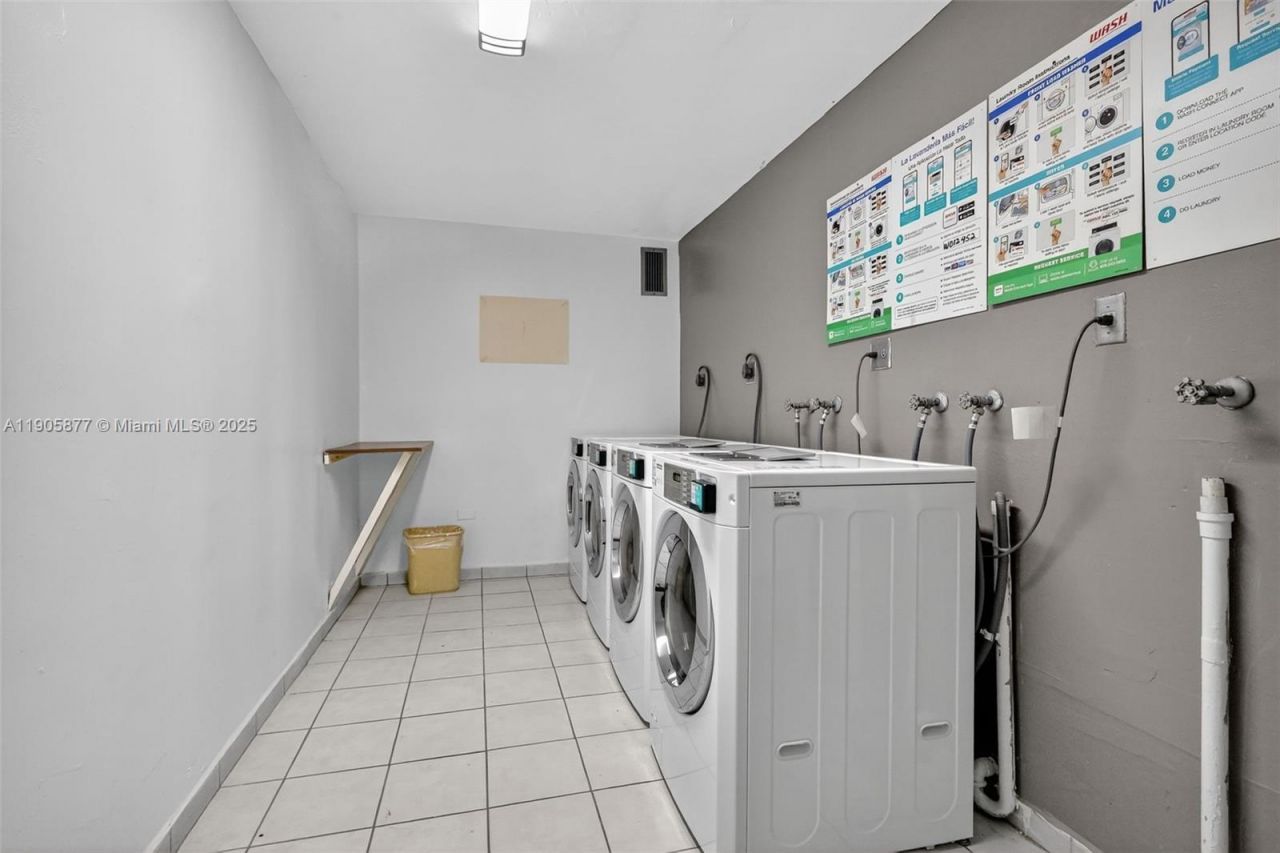 7135 Collins Ave, Unit 705, Miami Beach, FL 33141 Photo