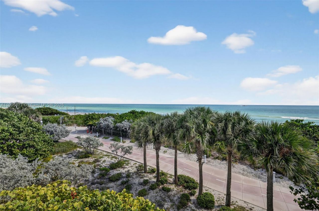 7135 Collins Ave, Unit 705, Miami Beach, FL 33141 Photo