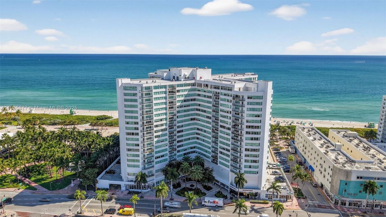 7135 Collins Ave, Unit 705, Miami Beach, FL 33141 Photo
