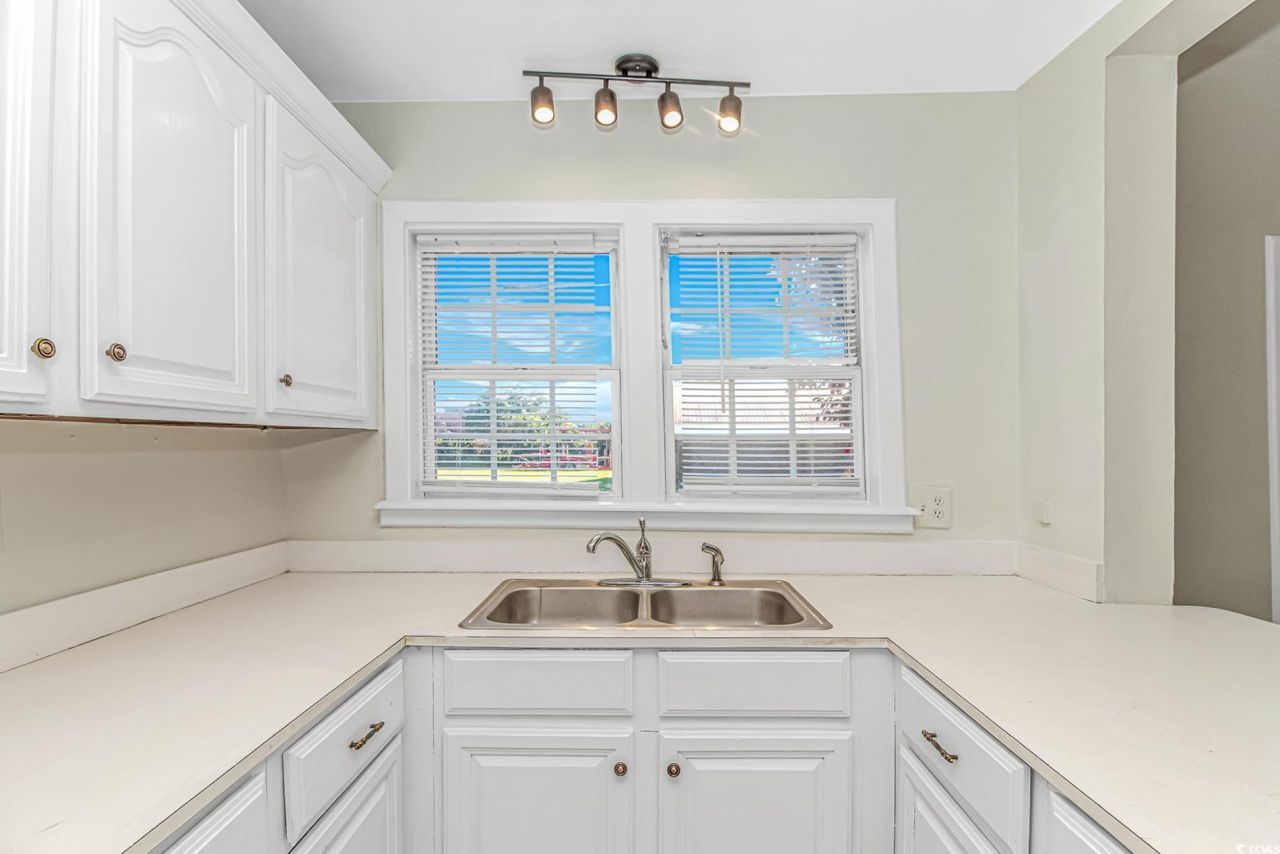 1508 Duke St. Photo 10