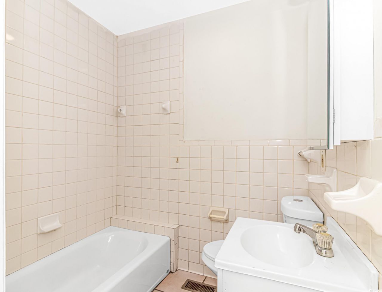 1508 Duke St. Photo 18