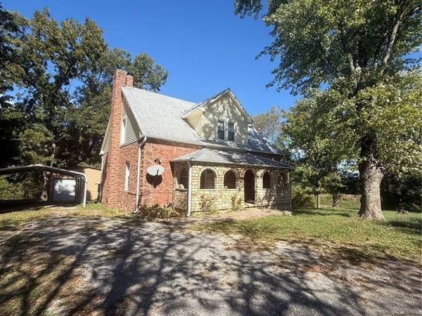 182 County Road 376, Whitewater, MO 63785