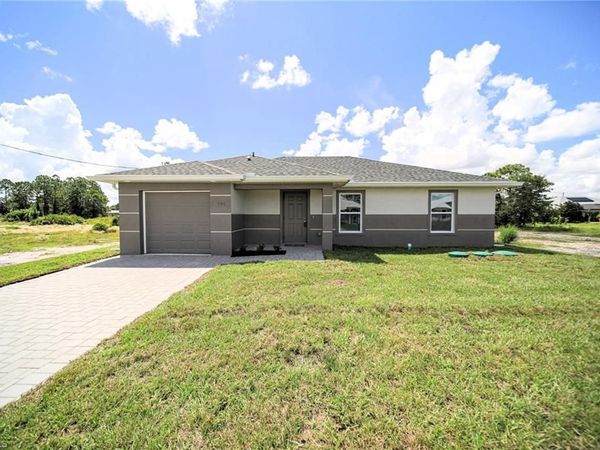 830 Andover AVE S, LEHIGH ACRES, FL 33974