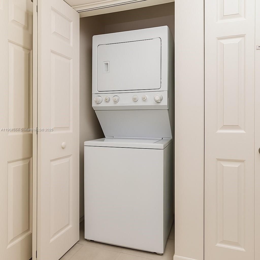 233 S Federal Hwy, Unit 402, Boca Raton, FL 33432 Photo