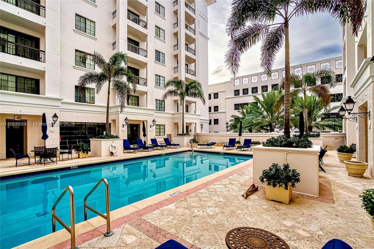 233 S Federal Hwy, Unit 402, Boca Raton, FL 33432 Photo