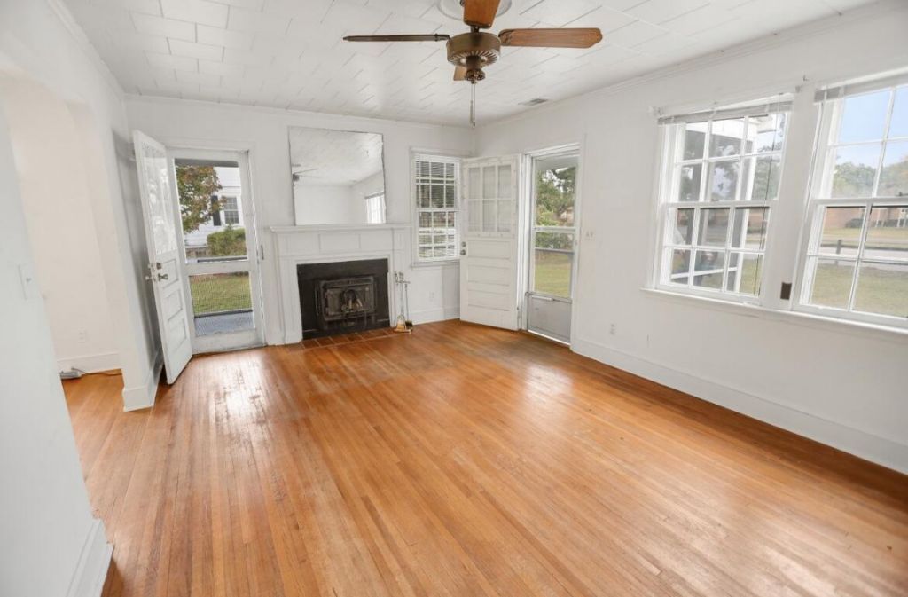 111 S Live Oak Drive Photo 11