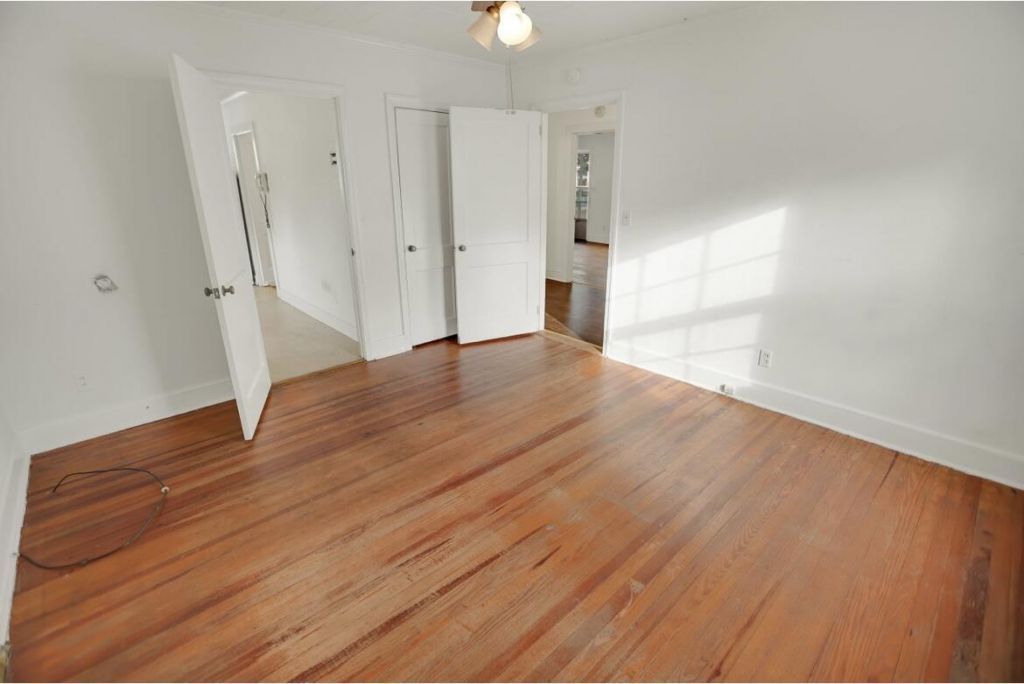 111 S Live Oak Drive Photo 20