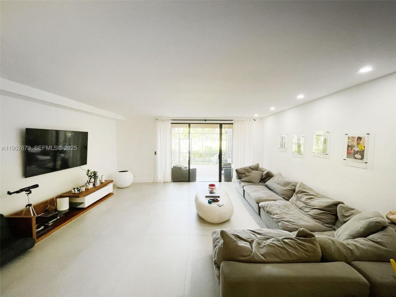 20444 NE 34th Ct, Unit 12, Aventura, FL 33180 Photo