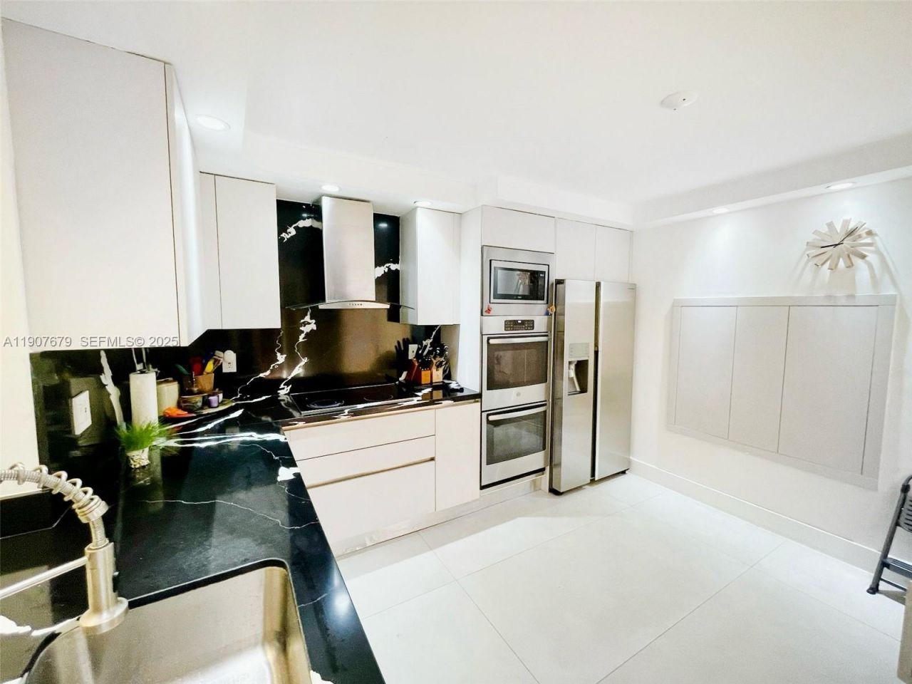 20444 NE 34th Ct, Unit 12, Aventura, FL 33180 Photo