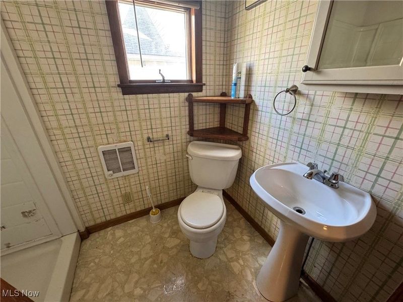 707 4th Street, Brilliant, OH 43913 Photo 18