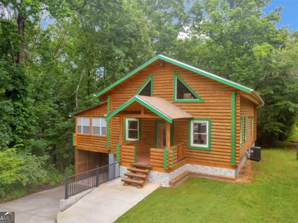 3938 Pointe N, Gainesville, GA 30506