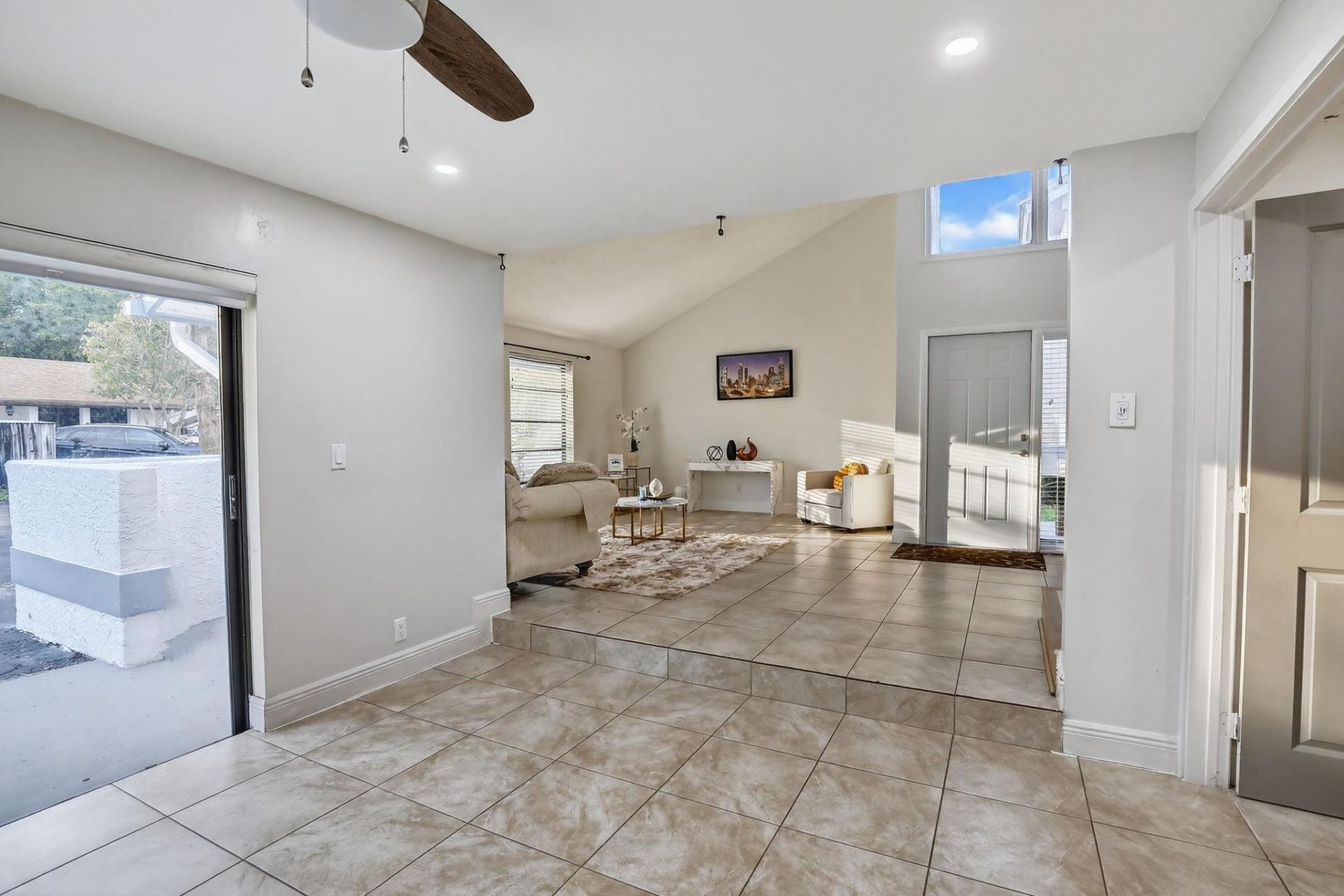 3930 SW 82nd Terrace, Davie, FL 33328 Photo