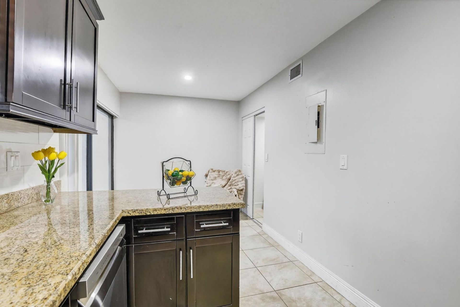 3930 SW 82nd Terrace, Davie, FL 33328 Photo