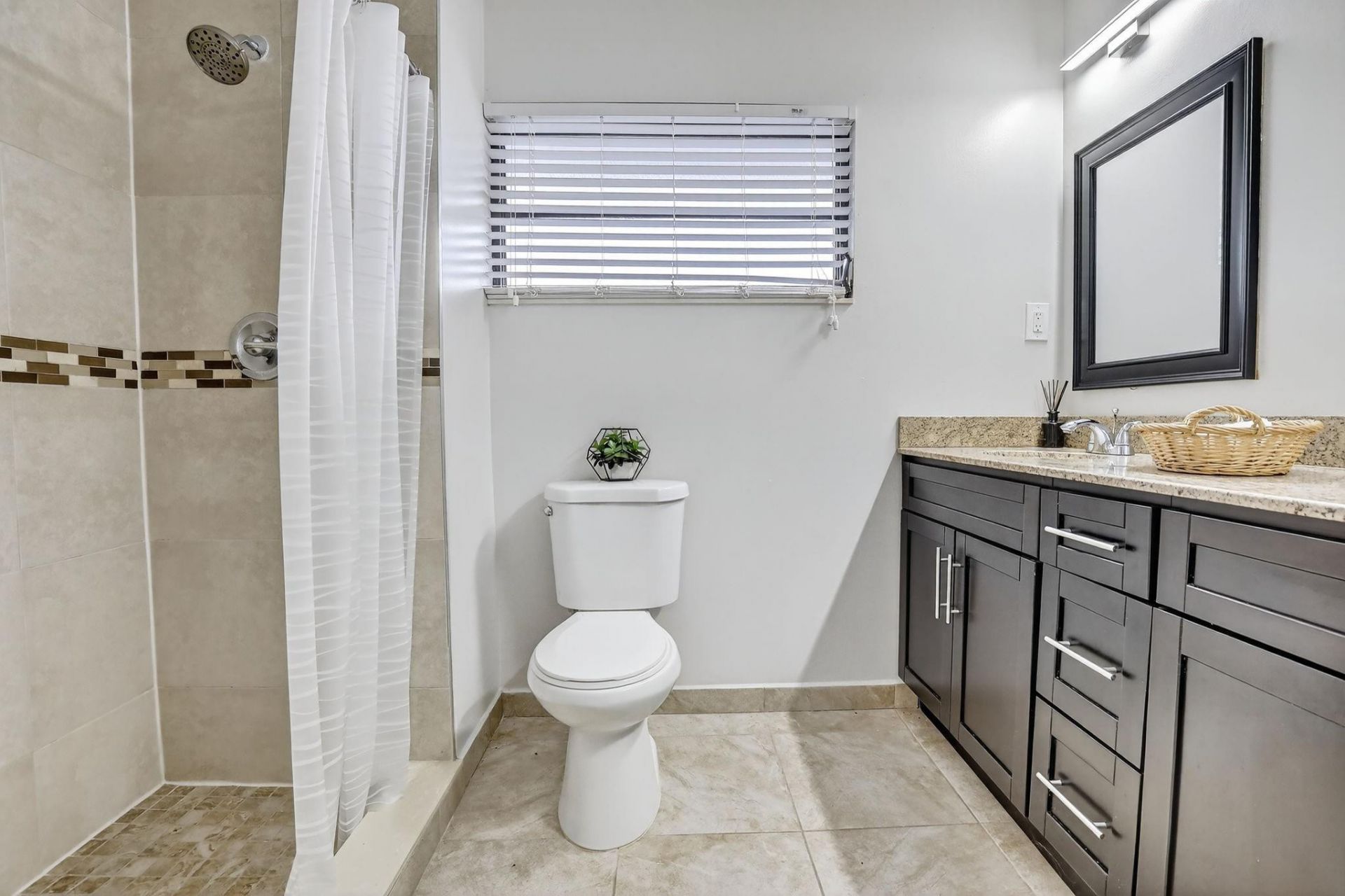 3930 SW 82nd Terrace, Davie, FL 33328 Photo