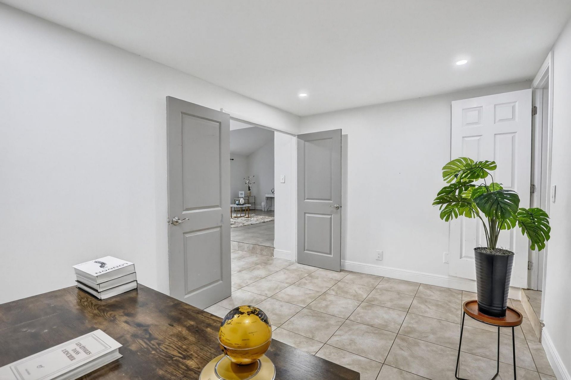 3930 SW 82nd Terrace, Davie, FL 33328 Photo