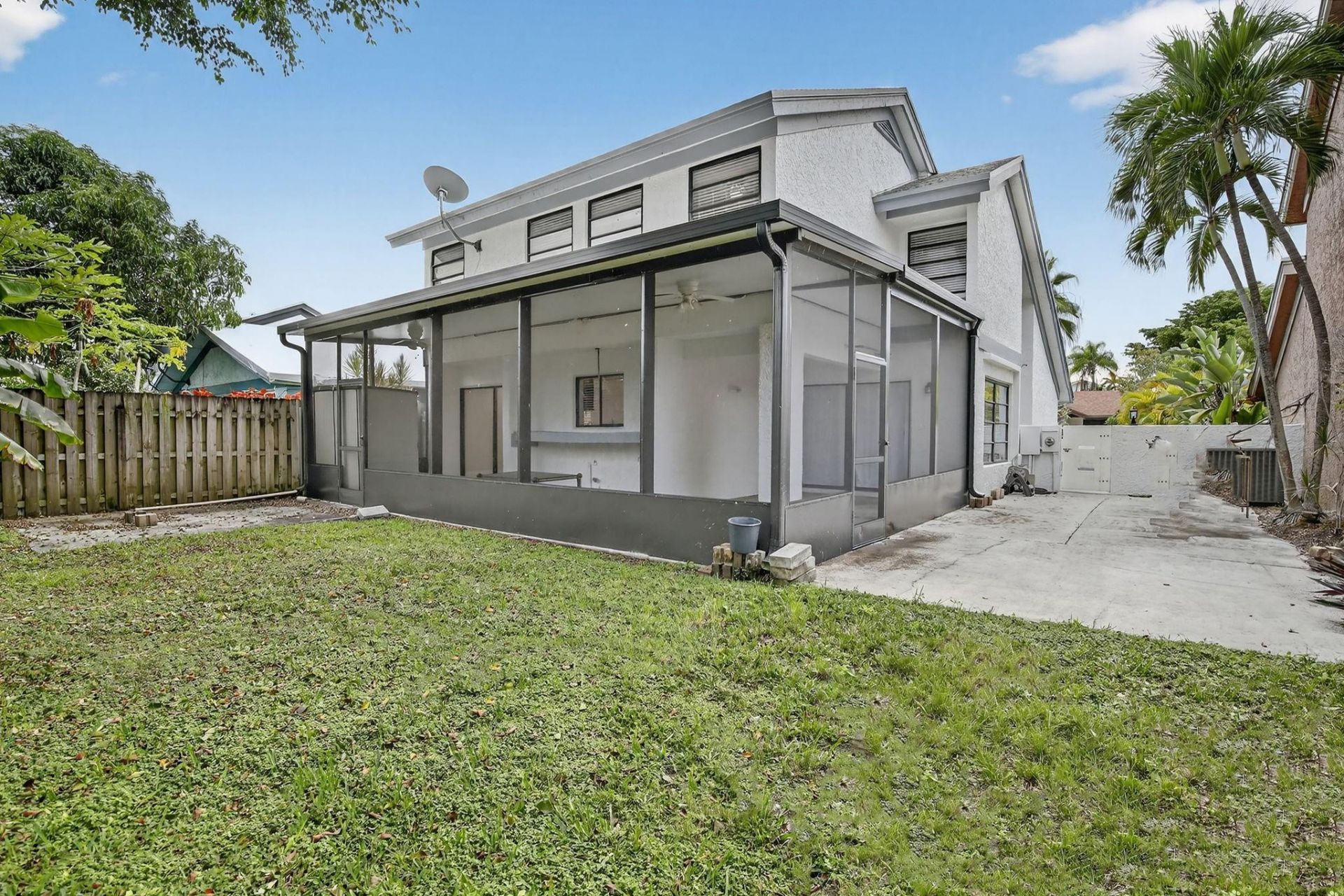 3930 SW 82nd Terrace, Davie, FL 33328 Photo