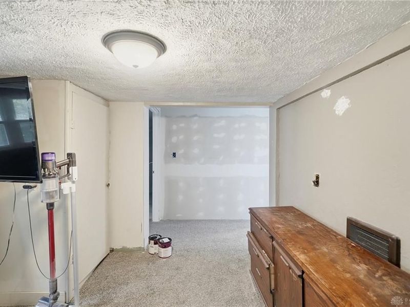 8946 Old Dayton Road, Dayton, OH 45417 Photo 26