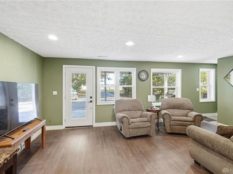 8946 Old Dayton Road, Dayton, OH 45417 Photo 9