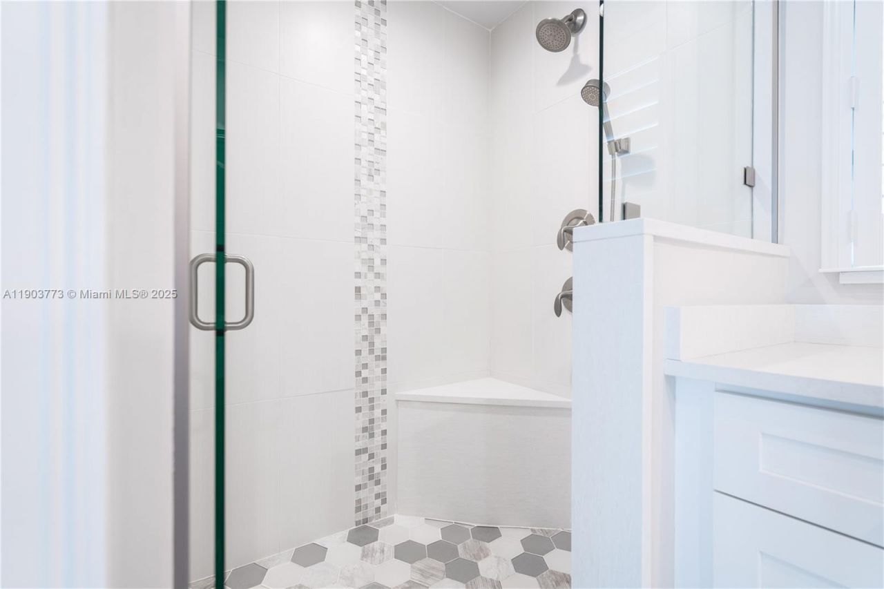 50 NW 128th Ave, Plantation, FL 33325 Photo