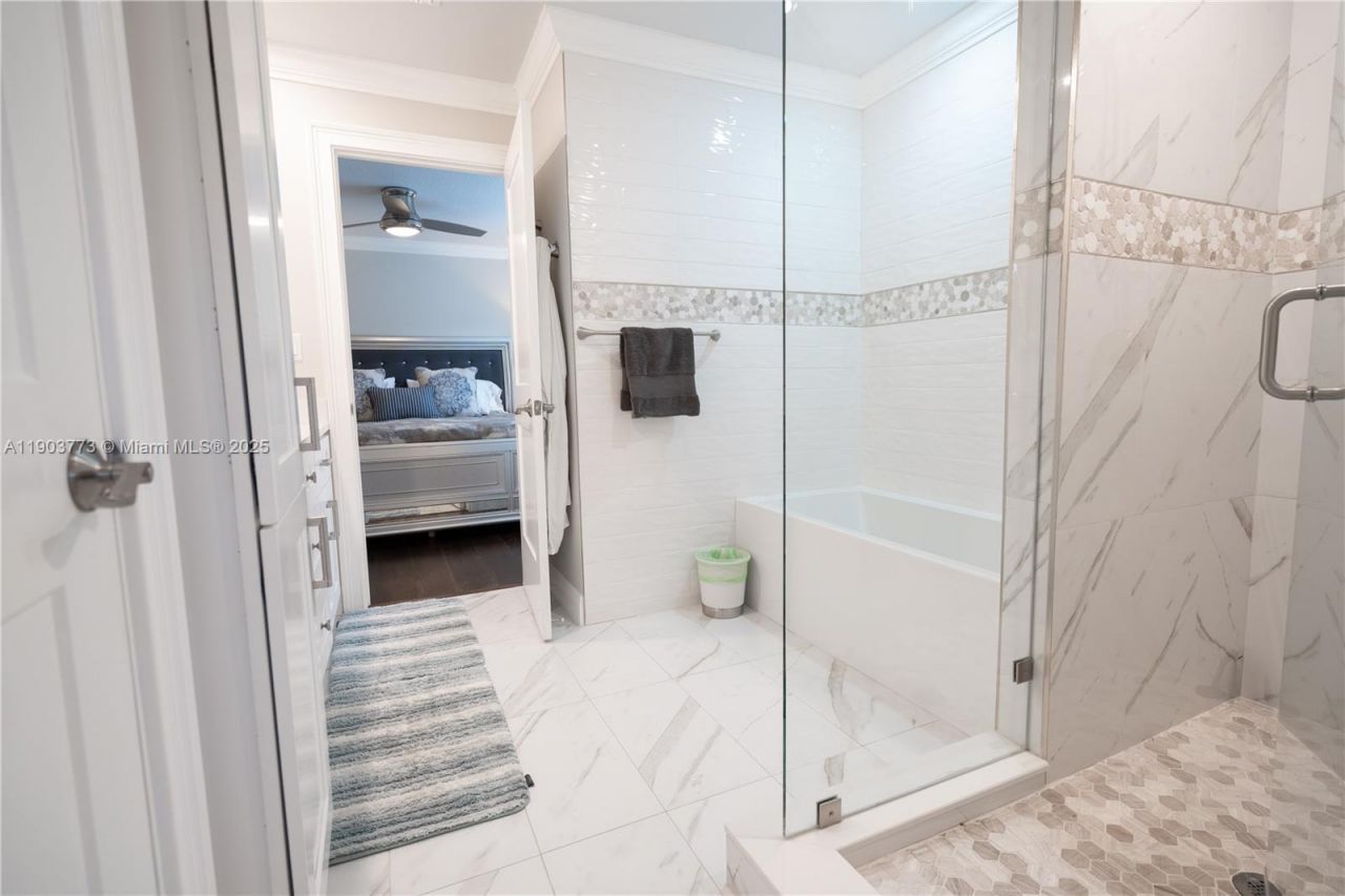 50 NW 128th Ave, Plantation, FL 33325 Photo