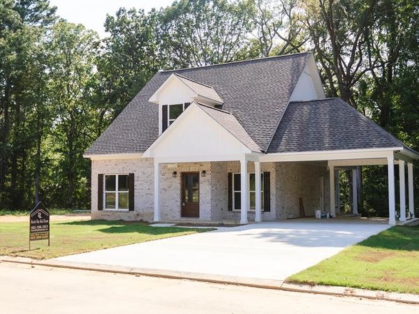393 Woodland Drive, New Albany, MS 38652