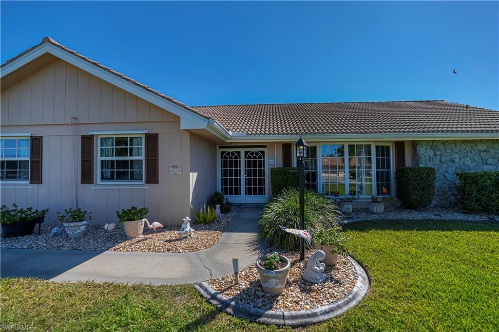 4210 Yarmouth Ct, North Fort Myers, FL 33903 Photo