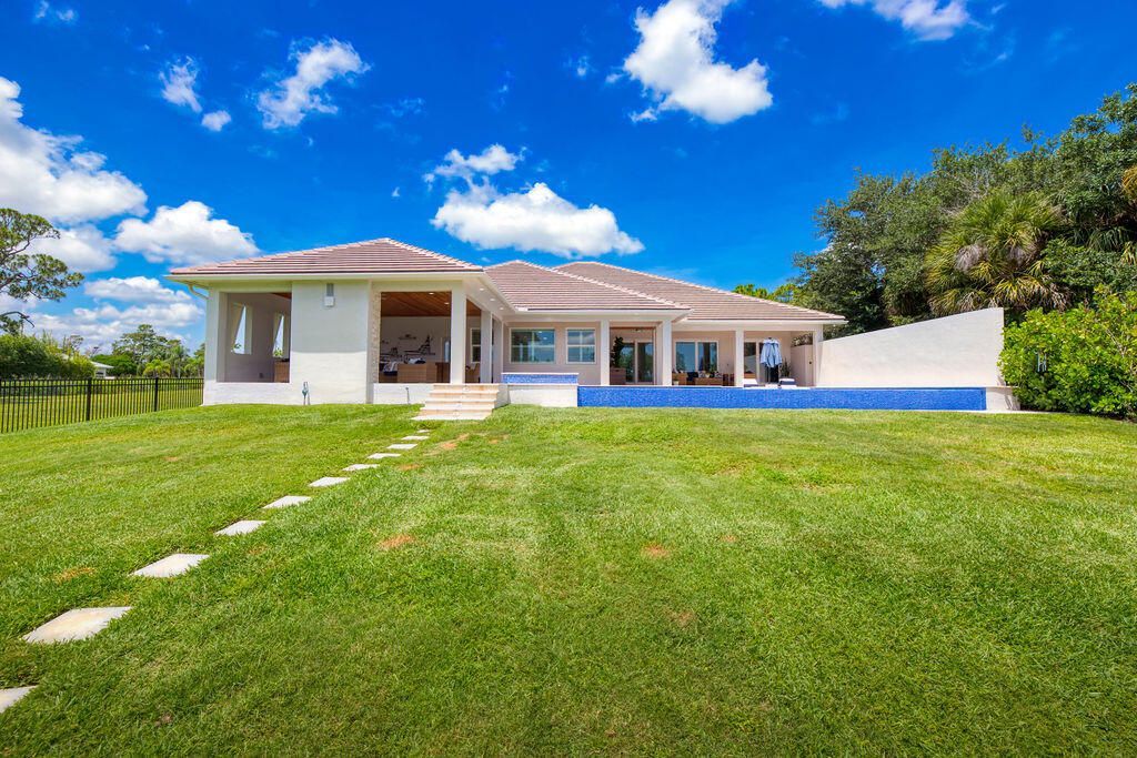 2821 SE North Lookout Boulevard, Port Saint Lucie, FL 34984 Photo